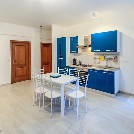 Appartamento Ristrutturato A Nuovo !!! Varazze Eksteriør billede